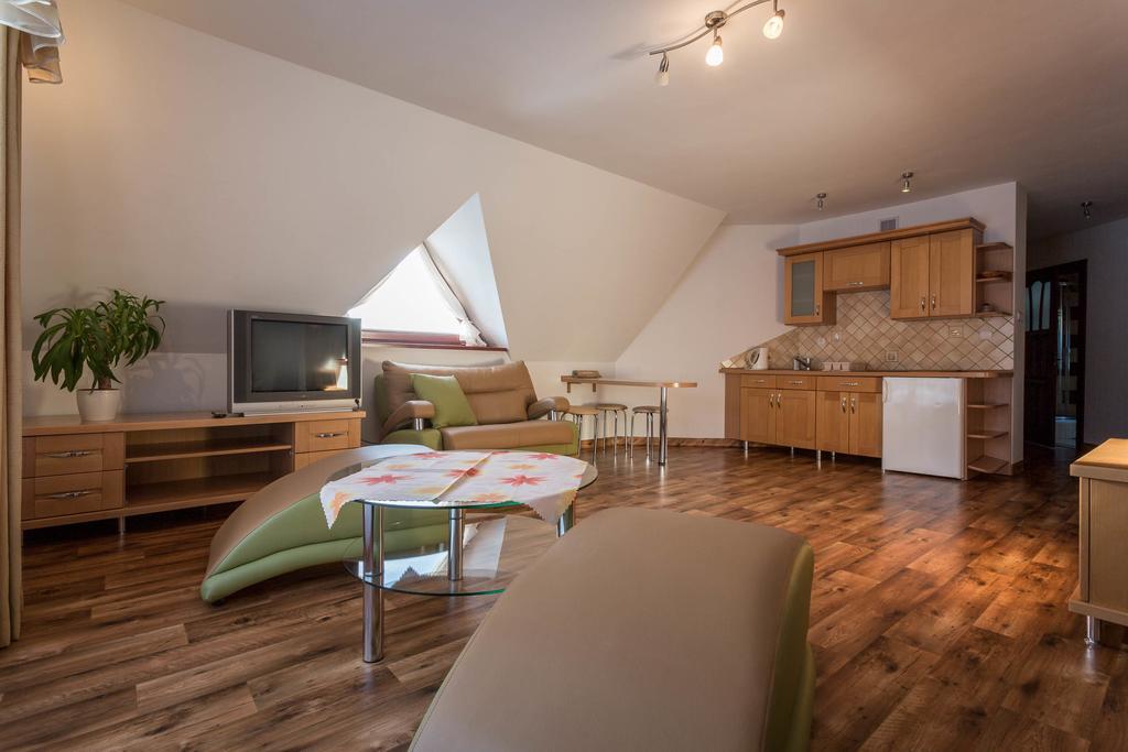 Sykowny Dworek Apartamenty Kościelisko Exteriör bild