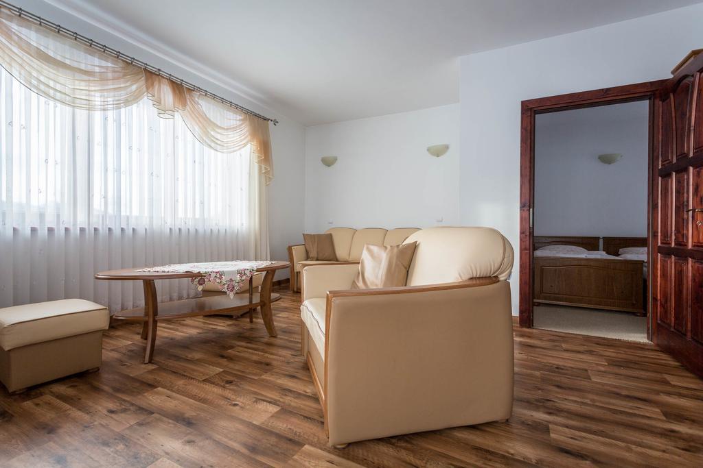 Sykowny Dworek Apartamenty Kościelisko Exteriör bild