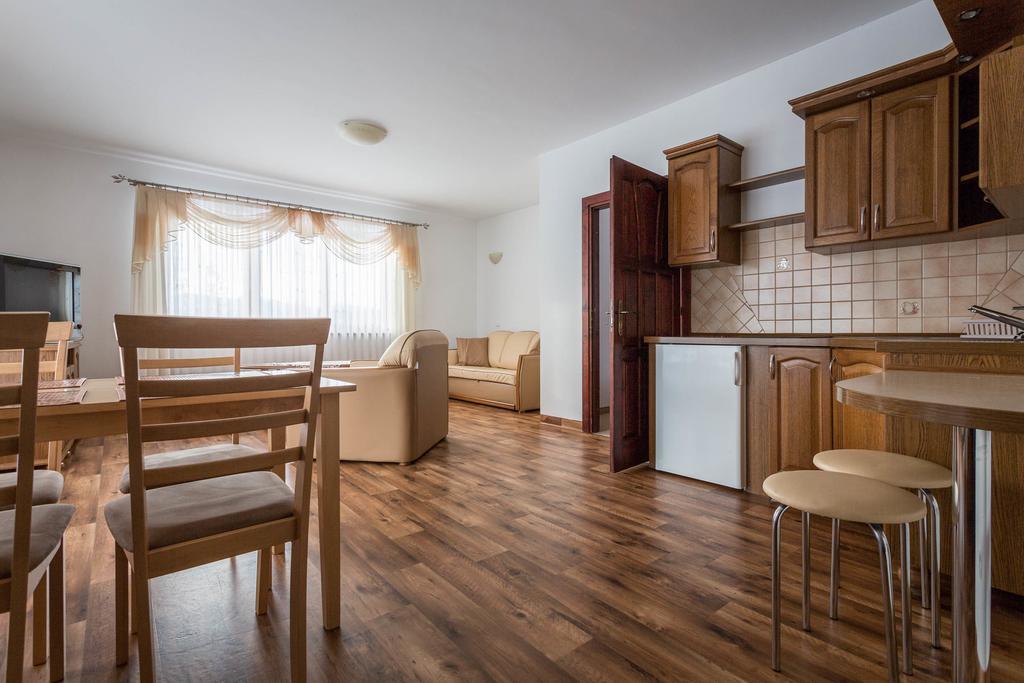 Sykowny Dworek Apartamenty Kościelisko Exteriör bild